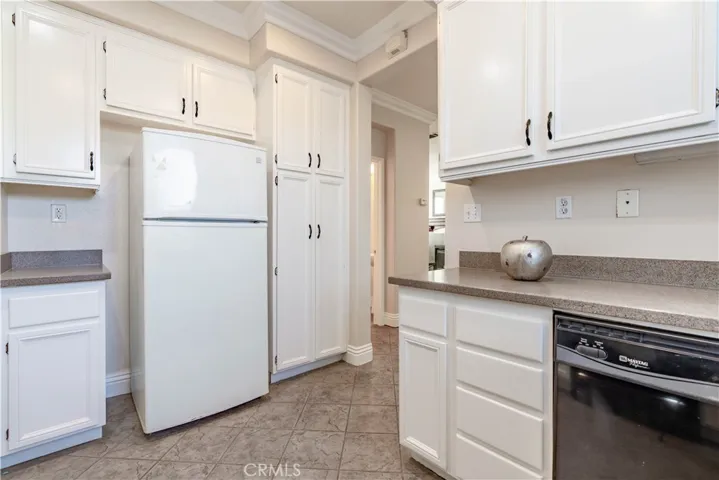 3396 Cande Way, Riverside, California 92503