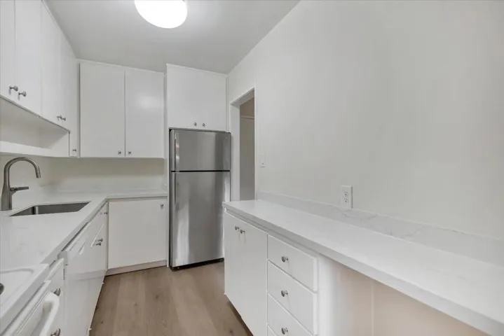 930 Peninsula Avenue 409, San Mateo, California 94401