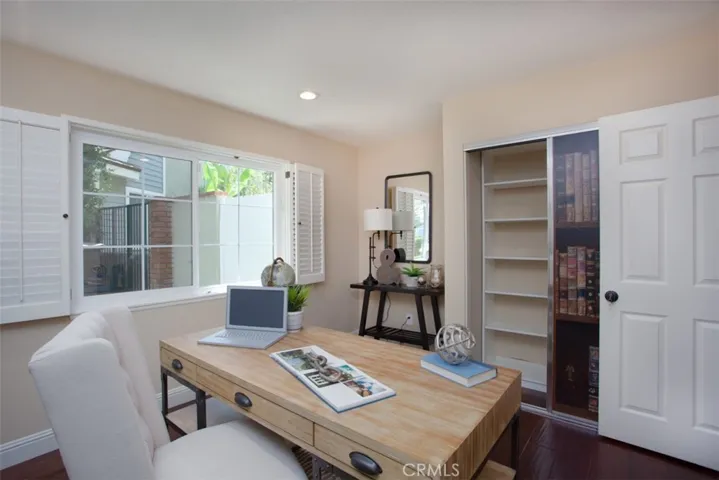 571 S Weymouth Court, Anaheim Hills, California 92807