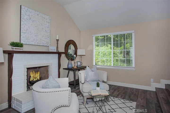 571 S Weymouth Court, Anaheim Hills, California 92807