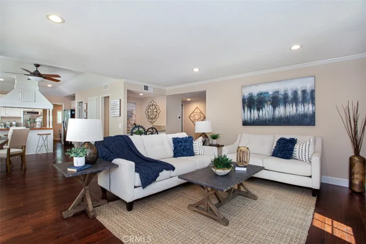 571 S Weymouth Court, Anaheim Hills, California 92807