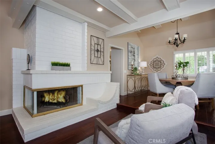 571 S Weymouth Court, Anaheim Hills, California 92807