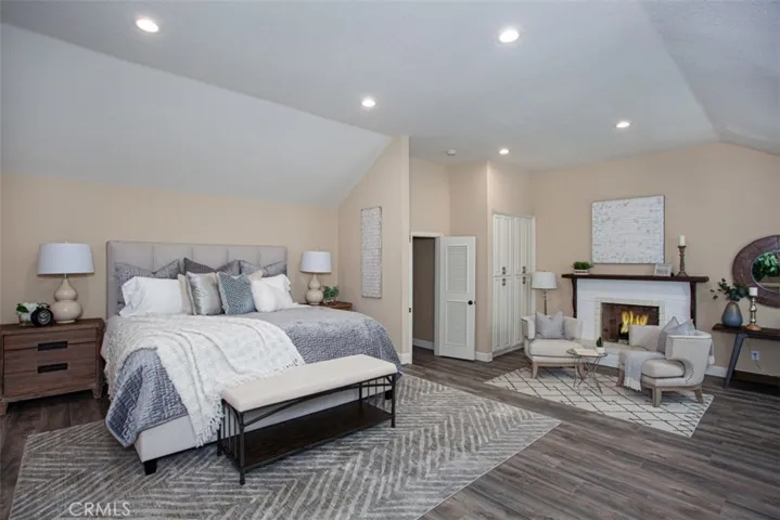 571 S Weymouth Court, Anaheim Hills, California 92807