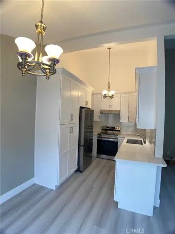 5945 Armaga Spring Road E, Rancho Palos Verdes, California 90275