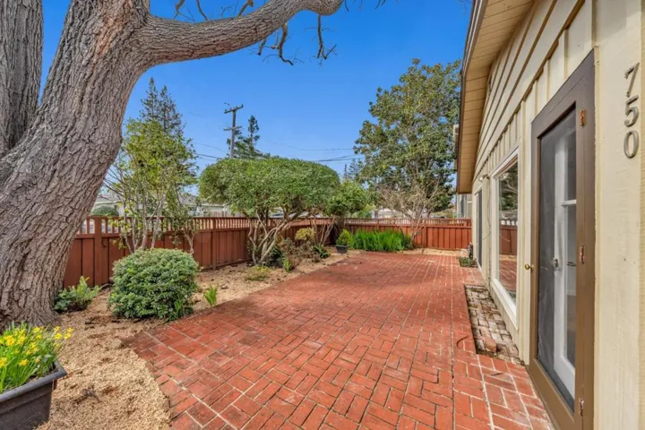 750 Arbor Road 1, Menlo Park, California 94025