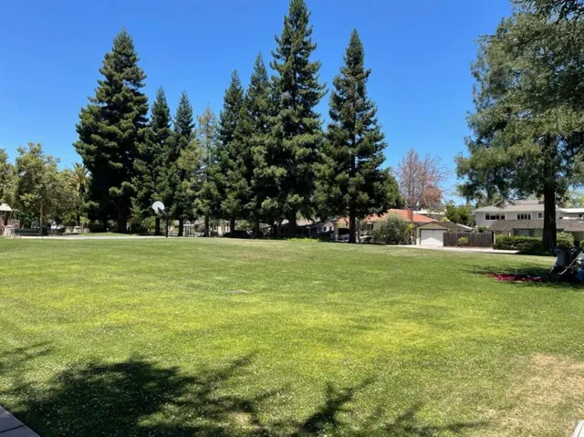 750 Arbor Road 1, Menlo Park, California 94025