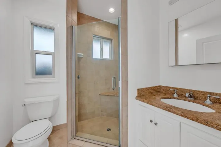 750 Arbor Road 1, Menlo Park, California 94025