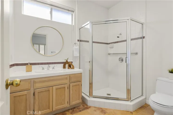 Ensuite Bedroom #2 Bathroom