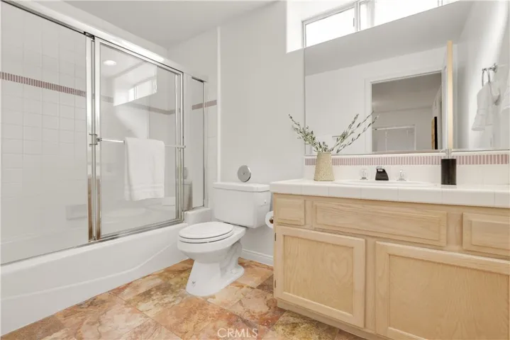 Ensuite Bedroom #3 Bathroom