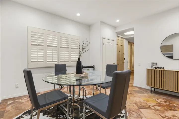 Breakfast Nook or Den