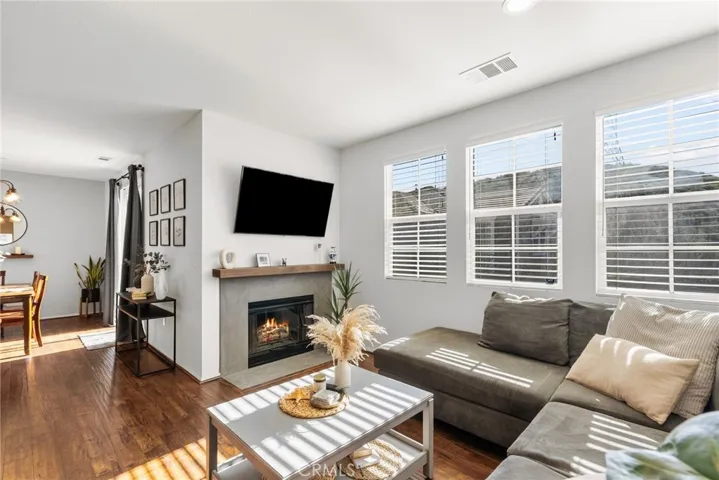 13848 Balboa Boulevard 155, Rancho Cascades, California 91342