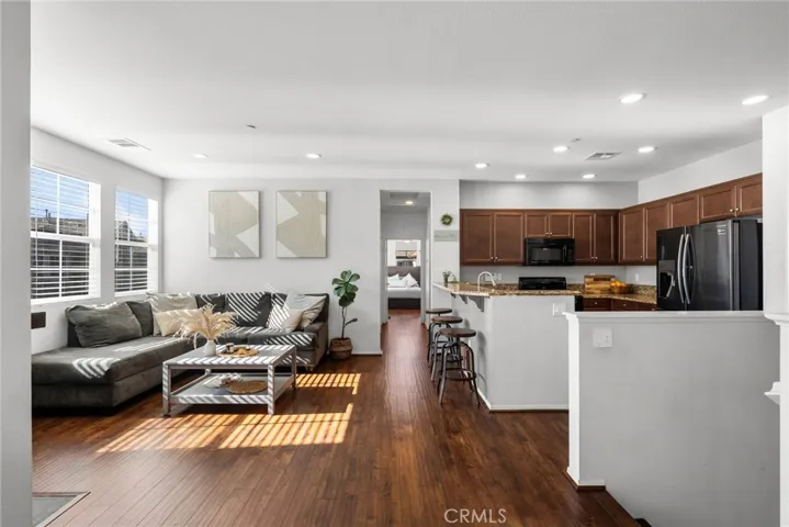 13848 Balboa Boulevard 155, Rancho Cascades, California 91342