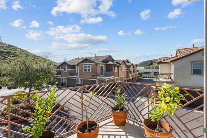 13848 Balboa Boulevard 155, Rancho Cascades, California 91342