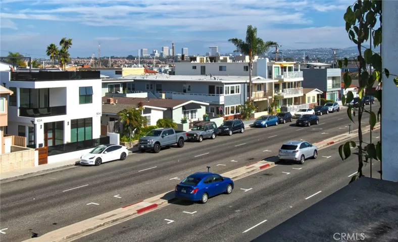 1045 W Balboa Blvd, Newport Beach, California 92661