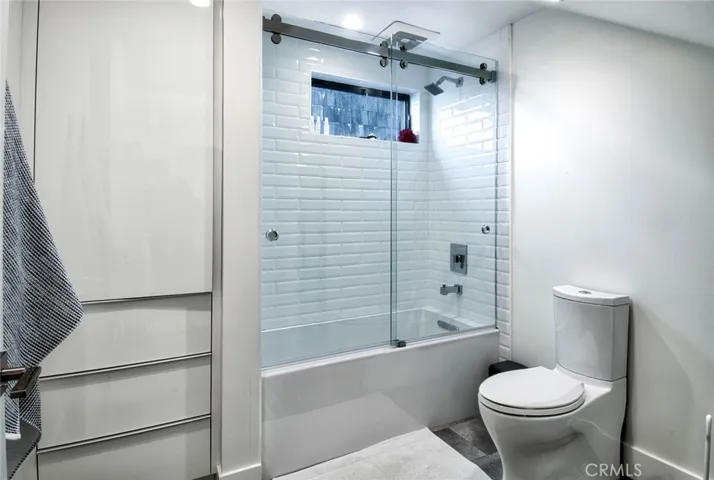 1045 W Balboa Blvd, Newport Beach, California 92661