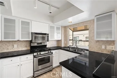 5340 Las Virgenes Road 8, Calabasas, California 91302