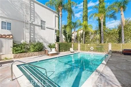 5340 Las Virgenes Road 8, Calabasas, California 91302