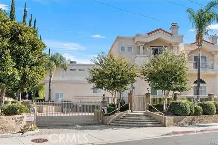 5340 Las Virgenes Road 8, Calabasas, California 91302