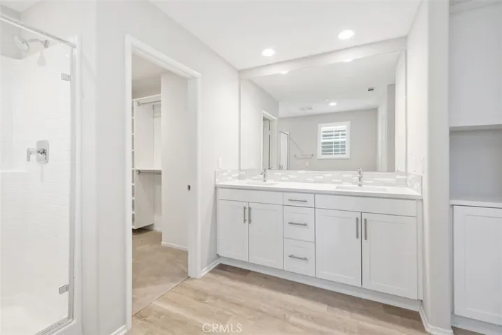 142 Seapine Court, Perris, California 92571