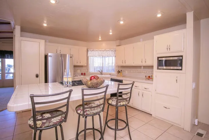 Kitchen 1
