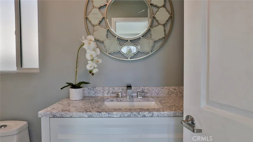 Main House: Primary Bathroom #2