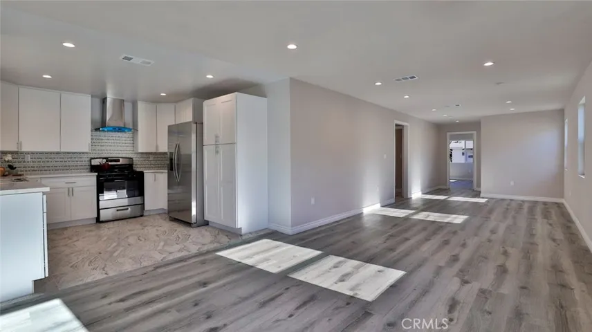 Main house: Great Room & Kitchen