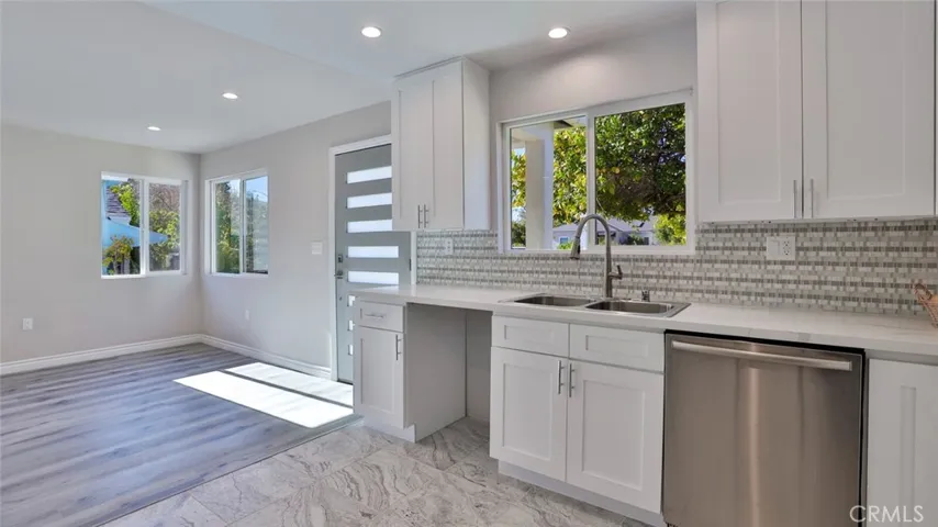 Main house: Kitchen