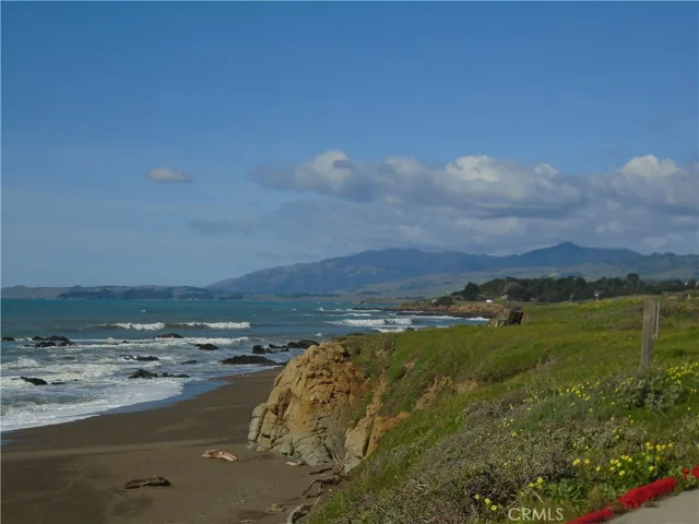 953 Sheffield Street, Cambria, California 93428