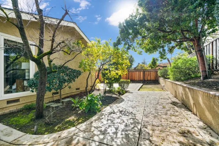 13425 Kodiac Place, Saratoga, California 95070