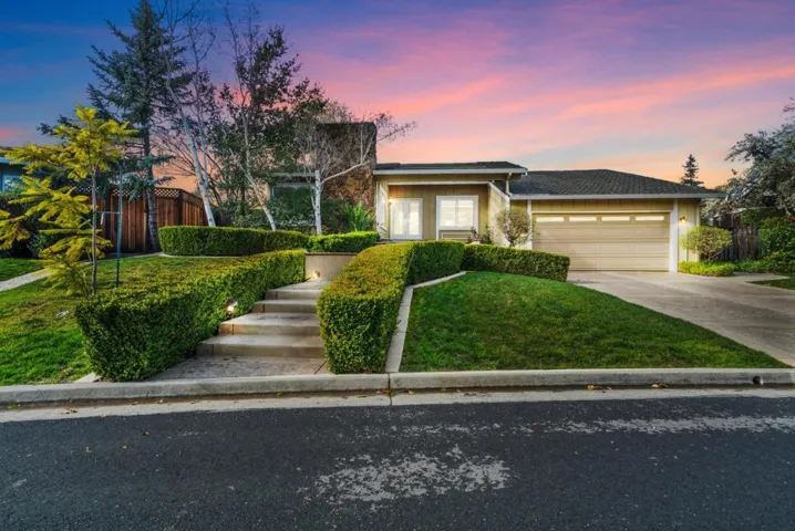 13425 Kodiac Place, Saratoga, California 95070