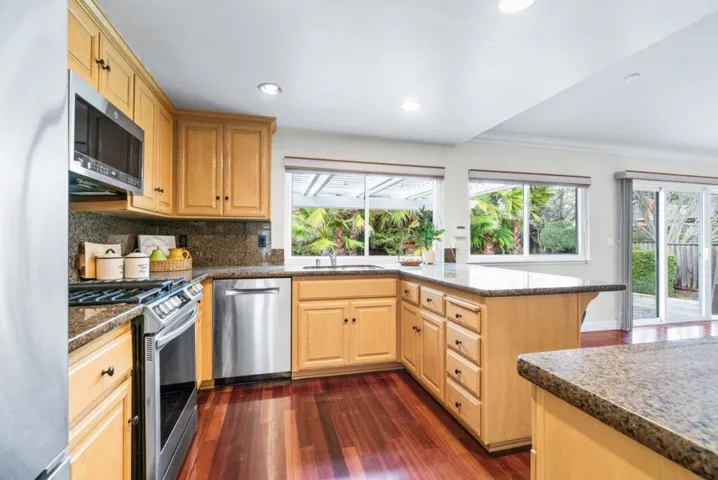 13425 Kodiac Place, Saratoga, California 95070