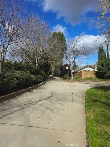 25753 Sarape Court, Valencia, California 91355