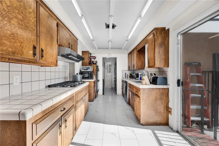 11549 Swinton Avenue, Granada Hills, California 91344