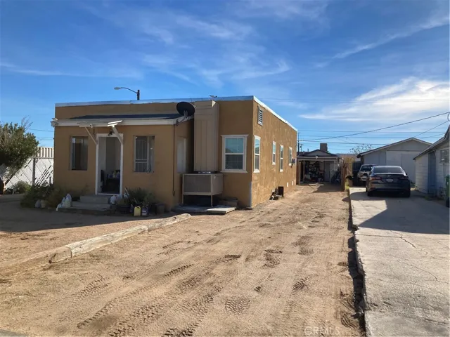 115 W Church Avenue, Ridgecrest, California 93555