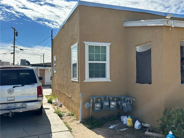115 W Church Avenue, Ridgecrest, California 93555