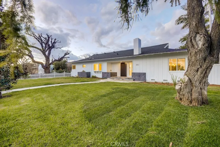 18701 Vale Avenue, North Tustin, California 92705