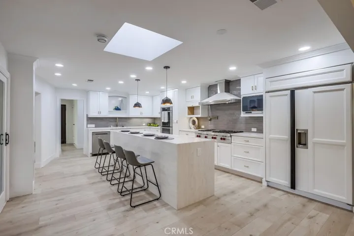 18701 Vale Avenue, North Tustin, California 92705