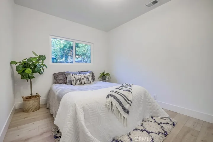 18701 Vale Avenue, North Tustin, California 92705