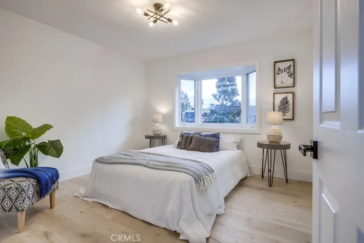 18701 Vale Avenue, North Tustin, California 92705