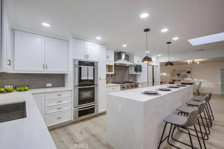 18701 Vale Avenue, North Tustin, California 92705