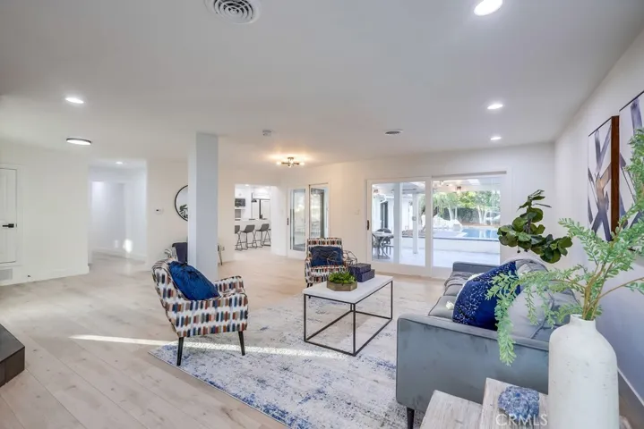 18701 Vale Avenue, North Tustin, California 92705