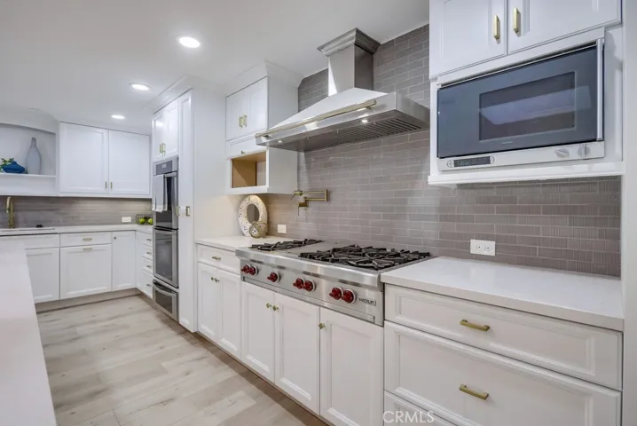 18701 Vale Avenue, North Tustin, California 92705