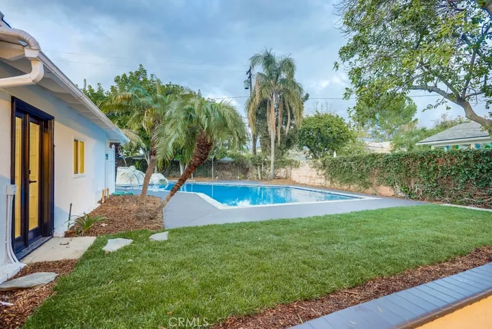 18701 Vale Avenue, North Tustin, California 92705