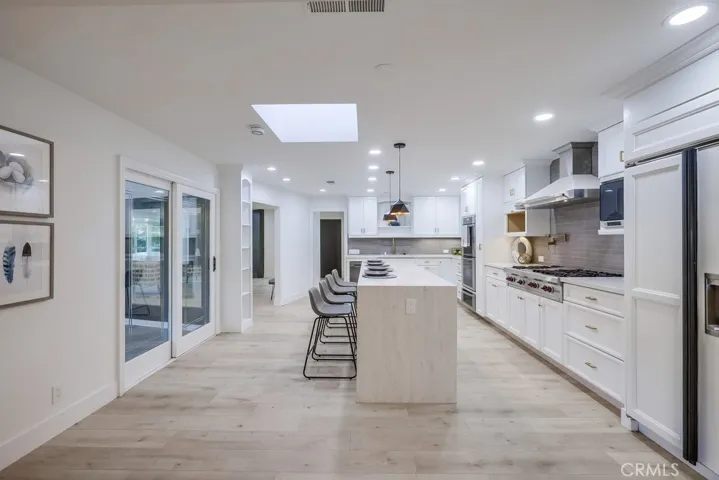18701 Vale Avenue, North Tustin, California 92705