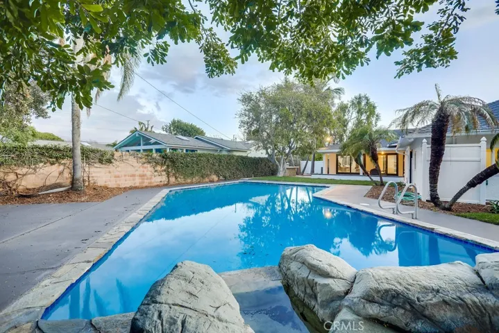 18701 Vale Avenue, North Tustin, California 92705