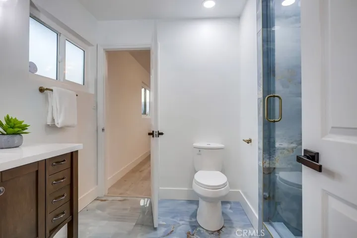 18701 Vale Avenue, North Tustin, California 92705