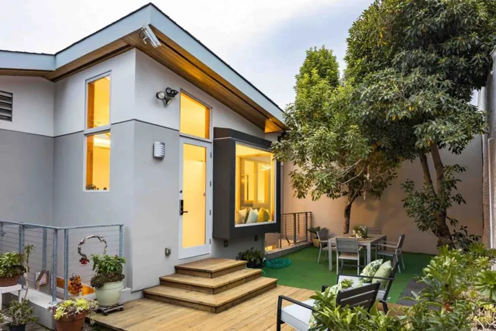 171 Everett Avenue, Palo Alto, California 94301