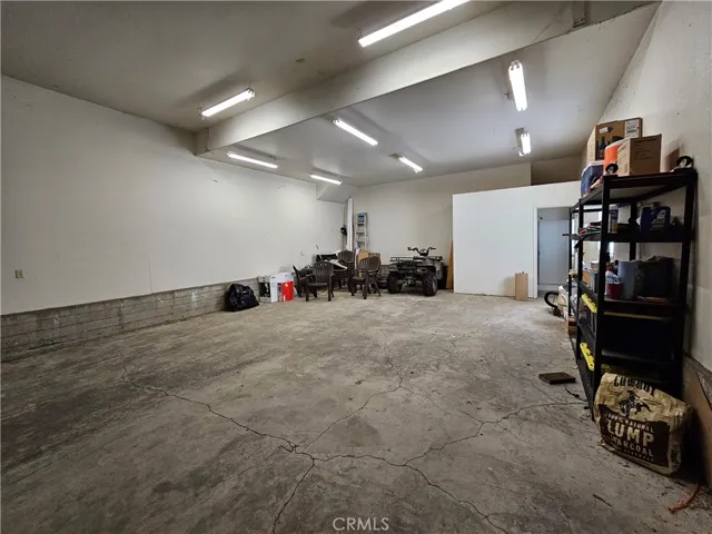 Oversized Garage