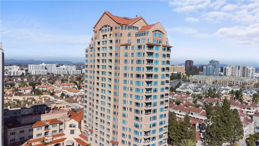 3890 Nobel Drive 1705, San Diego, California 92122