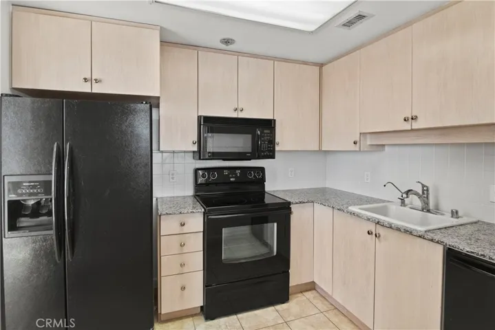 3890 Nobel Drive 1705, San Diego, California 92122